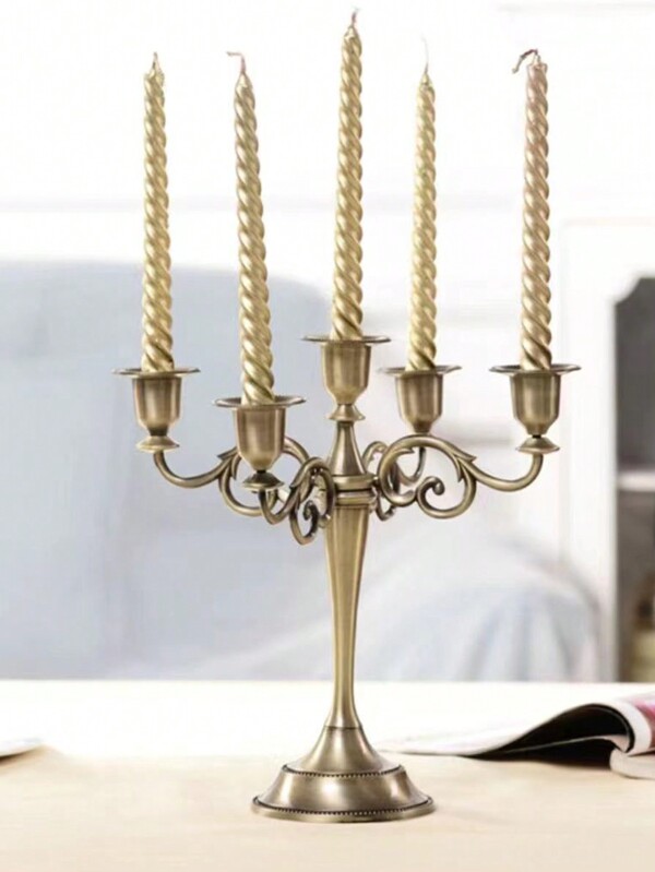 5-Arm Grand Vintage Golden Metal Castiçais Candelabro - Elegante 10,32 polegadas de altura Castiçal para Decoração de Eventos de Casamento, Suporte de Vela Clássico com Apelo Atemporal