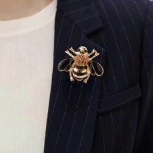 1pc Elegant Crystal Bee-Shape Brooch, Banquet Badge, Clothing Decoration For Women, Best Gift For Festivals Dress Accessories Pin For Clothes Bag Charm