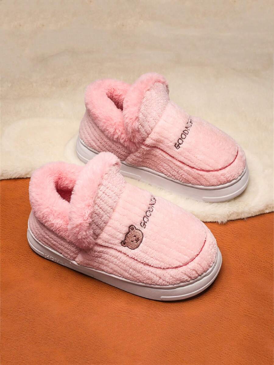 冬季新品特价大码全包覆家居拖鞋，带笑脸字母，可爱卡通熊毛绒女拖鞋，卡其色加厚女士一脚蹬保暖室内家居鞋，厚底舒适防滑毛绒情侣拖鞋，设计温暖保暖内衬家居鞋 - 粉色 - 查看 1