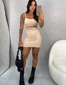 Women's Ribbed Dress With Front Opening And Shaping - 米色 - 查看 1