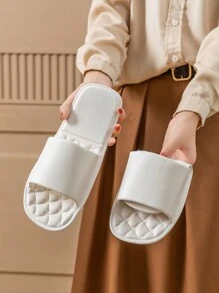 Women Plastic Slippers, New Casual Vacation Travel Foldable Ultra-Light Soft Bottom Comfortable Silent Indoor Home Unisex Slippers, Lightweight Clean Anti-Bacterial Odor-Resistant EVA Women Slippers, Simple Hotel Home Bathroom Non-Slip Plastic Sandals, Outdoor Beach Swimming Fashion Plus Size Comfortable Open Toe Houseshoes - White - View 5