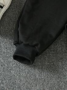 女童夏季衣著，女童秋季字母印花3件套，連帽衫、吊帶背心與運動長褲套裝，洛杉磯印花休閒長袖上衣，秋冬衣著，針織面料，彈性，字母圖案，適合戶外 - 黑色 - 查看 6