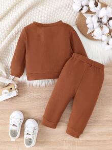 Baby Boy 2pcs Casual Letter Print Waffle Knit Sweatshirt Set, Spring/Autumn - Coffee Brown - View 2