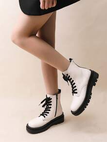 2024 New Chunky Heel Mid-Heel Square Toe Lace-Up White Casual Boots, White Ladies Moto Boots - White - View 3