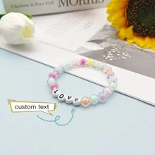 Pulsera personalizada con texto de cuentas - Estilo elegante y lindo, cuentas rosas traslúcidas - Pulsera personalizada con texto para uso diario y regalo. Adecuado para hombres, mujeres, parejas, cumpleaños, aniversario, madre, novio, novia. Personalizable con nombres, lemas, ubicaciones, fechas.
