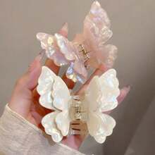 1pc Cute & Elegant Butterfly Acrylic Hair Clip With Double Layer Wings, Vintage Palace Style For All Seasons Hair Claws Claw Clips Hair Clips Hair Jaw Clip Hair Clamps Hair Clutch Hair Catcher Clip Fall Winter Hair Accessories For Women For Vacation Outfits Woman - Multicolor - View 6