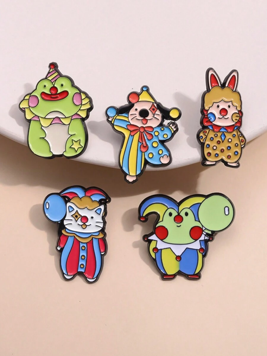 1pc Circus Clown Theme Metal Badge Accessory, Unique Frog Cat Shaped Scarf Buckle Design - Multicolor - View 1