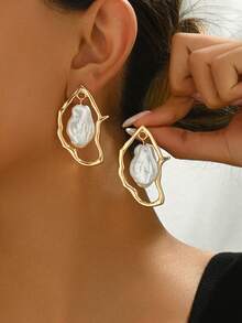 1 对简约仿珍珠复古风格不对称耳钉，优雅适合女性参加宴会、聚会、约会、散步时佩戴 - 金色 - 查看 2