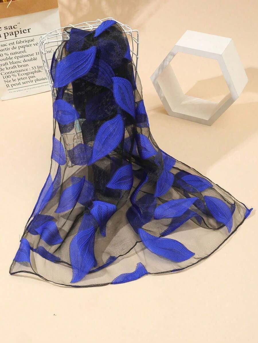 CutOut Leaf Pattern Long Scarf, Suitable For Daily Outfit Pairing