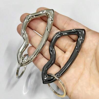 1pc Asymmetrical Shaped Keychain, Carabiner Clip Accessory For Clothing, Bags, Street Hip-Hop Style Gift Souvenir Car Accessories Bag Charm School Cute Goth Y2k