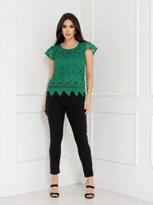 Women's Imported Top, There Are Two Layers Of Fabric, The First Layer Is A Hollow Jianying Design, Lined Before And After, And The Lower Body Is A Pleated Edge Design, The Model Number Is CMZ214. - màu xanh lá - Xem 1