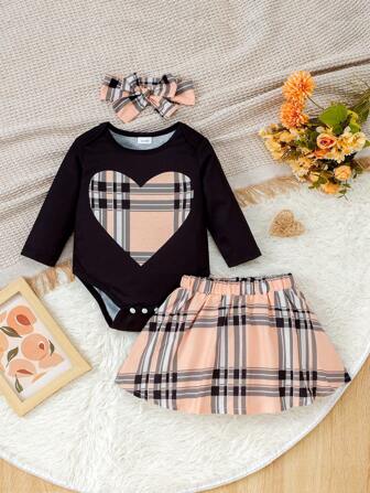 3件套女婴休闲格子爱心图案长袖连体衣、格子裙和发带，秋季款
