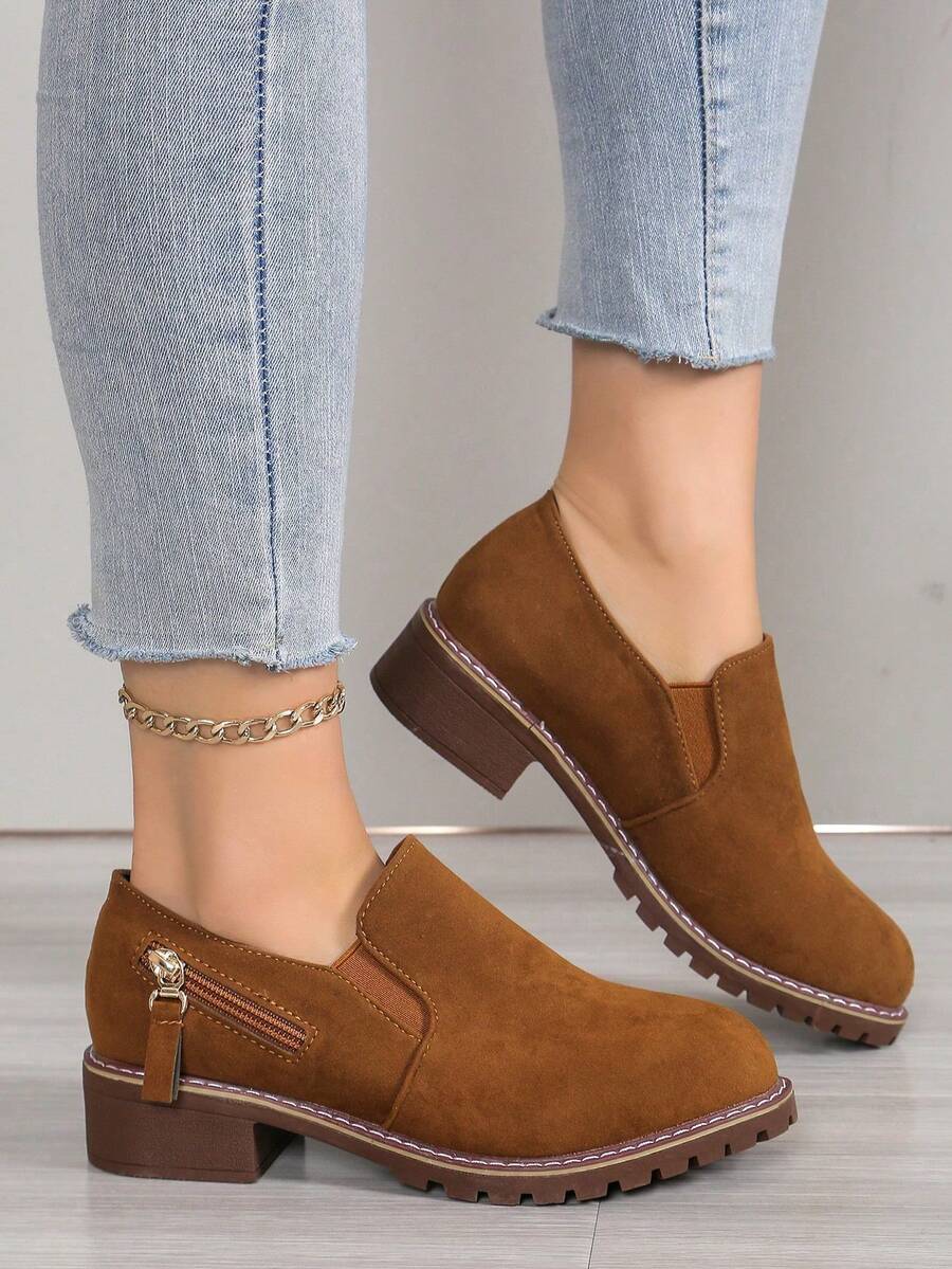 女式学院风简约铆钉拉链设计平底靴，优雅粗跟一脚蹬棕色踝靴 - 棕色 - 查看 1