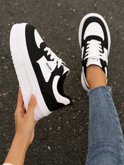 New Women Sports Shoes Thick Sole Casual Sneakers Elevated Fashion Versatile Flat Outdoor Running Shoes, Autumn