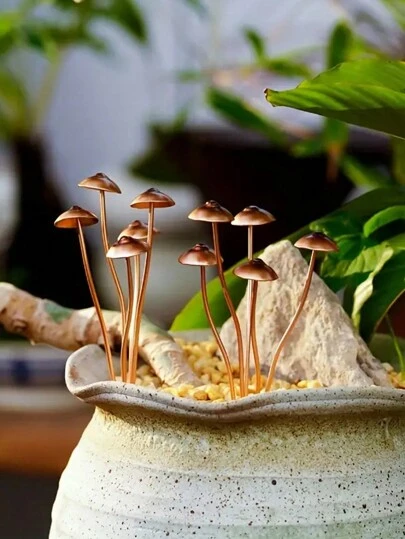 1/2/4pcs Enchanting Metal Mushroom Statues - Perfect For Bonsai, Potted Plants And Outdoor Garden Decor | Ideal Thanksgiving Gift