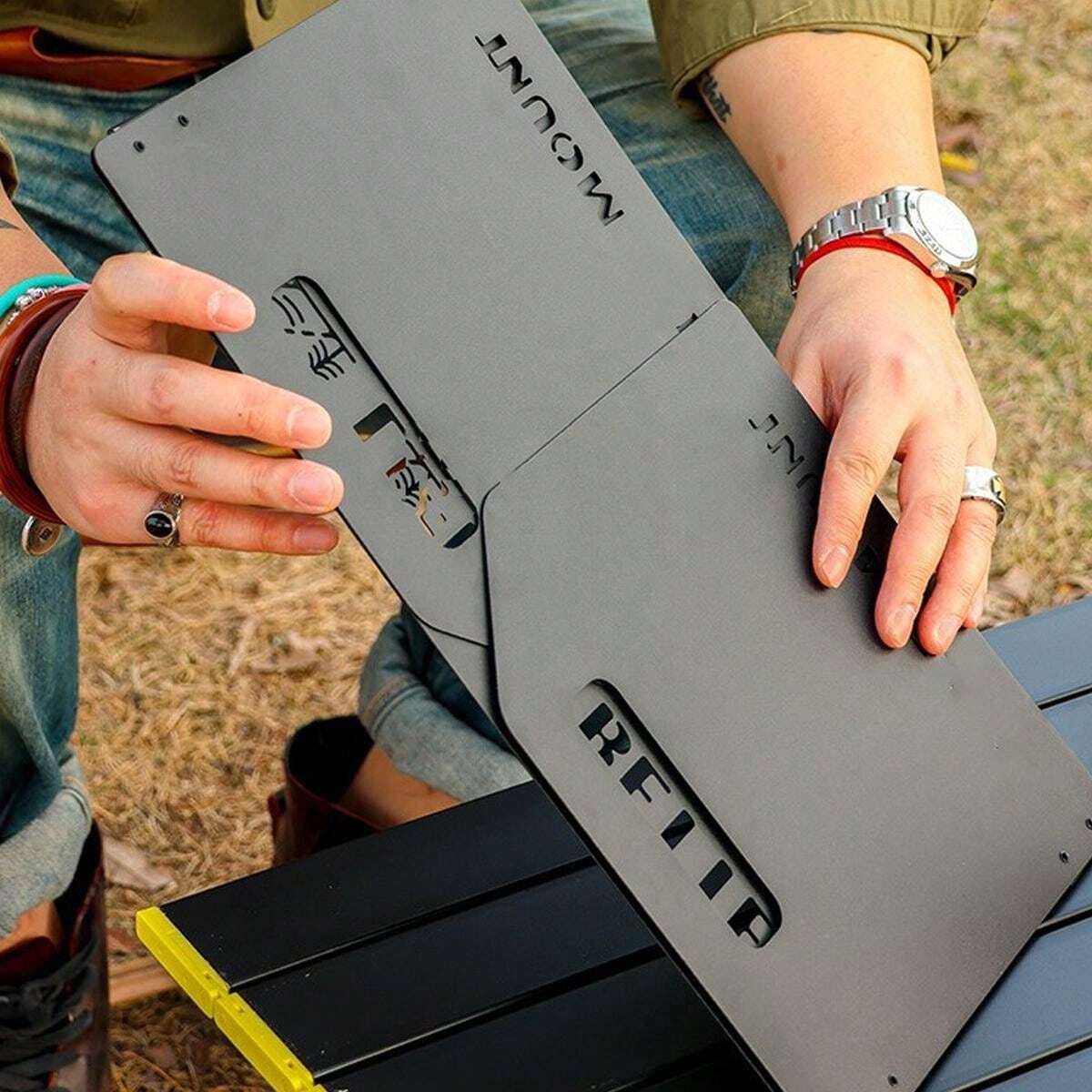 Outdoor Stove Wind Shield Board, Camping Windproof Cover For Cartridge