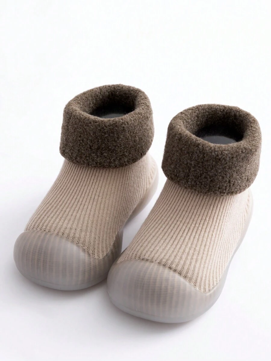 1 Pasang Sandal/Kaos Kaki Dalam Ruangan Anak-Anak Motif Hewan Anti Selip - Khaki - View 1