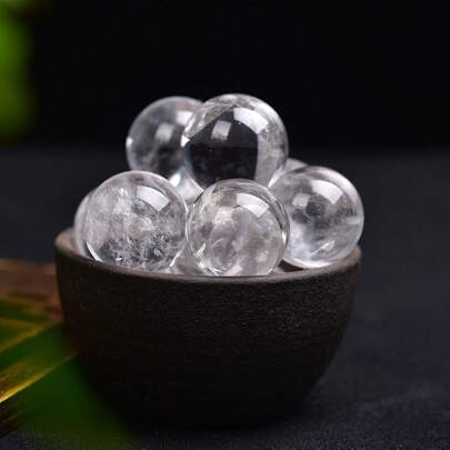 Quả cầu pha lê mini bằng đá quý tự nhiên chất lượng cao, được đánh bóng, kích thước khoảng 2cm, quả cầu pha lê thạch anh tâm linh dùng để chữa bệnh, đồ thủ công dân gian, thích hợp để trang trí theo phong thủy.