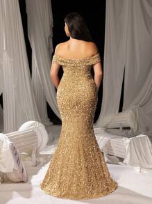 Faeriesty Curve Plus Elegant Sequin Off-Shoulder Mermaid Gown With High Slit - Shimmering Evening Wear For Red Carpet Events, Luxury Weddings, Glam Party Dresses & Formal Banquets