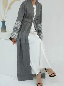 1 chiếc Abaya thanh lịch, giản dị, chất liệu polyester, màu trơn, thoáng khí, ôm dáng, thêu họa tiết thời trang, phù hợp cho nữ mặc hàng ngày vào mùa xuân, hè và thu. - Nhiều màu - Xem 4