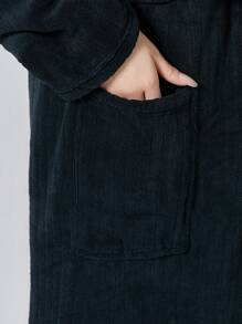 1pc Autumn/Winter Thermal Lined V-Neck Long Cardigan Robe, Coral Fleece Lined Long Sleeve With Pockets Casual Plush Robe, Women Sleepwear