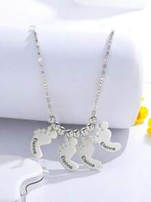 Collier personnalisé avec prénom. Collier pendentif personnalisé avec gravure de pieds de bébé. Pendentif en acier inoxydable pour famille, garçons, filles, enfants. Bijou personnalisable avec 1 à 5 prénoms. Cadeau d'anniversaire, cadeau de Noël
