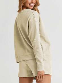 Women's Casual Two-Piece Set Textured Solid Color Two-Piece Short Set With Pocket Brown Long Sleeve Pullover Relaxed Fit Drawstring Waist Shorts With Pocket Crew Neck Hip-Length Solid Color Fall Comfortable Loungewear Outing
