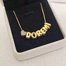 Collier personnalisé avec lettres glissantes, collier avec lettres plates plaquées, bijou personnalisé