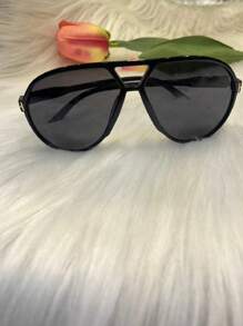 Women's Summer No Makeup Double Bridge Large Frame Anti-Blue Light Retro Glasses Internet Celebrity Fancy Street Photography SunglassesCute ABSChain Fancy Sunglasses - màu đen - Xem 4