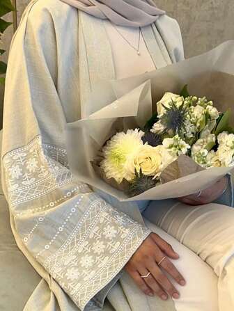 1 件优雅休闲纯色涤纶双面平纹透气支撑贴身，精致刺绣，时尚长袍适合女性日常穿着，春夏秋季