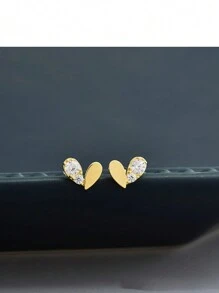 1 对简约时尚 S925 纯银心形方晶锆石耳钉，适合女性日常佩戴和礼物