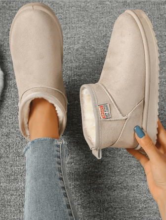 Women's Outdoor Warm Slip On Short Boots, Lightweight, Comfortable, Non-Slip Flat Snow Boots, 2025 Winter New Arrival, British Style Round Toe Thick Sole Simple Short Tube Fashion Boots