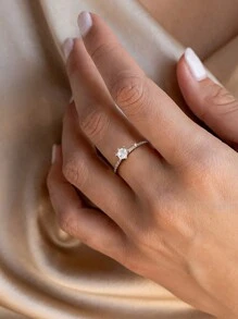 1 件单颗锆石戒指纯银精美优雅戒指精美珠宝礼物节日礼物生日礼物女士日常佩戴