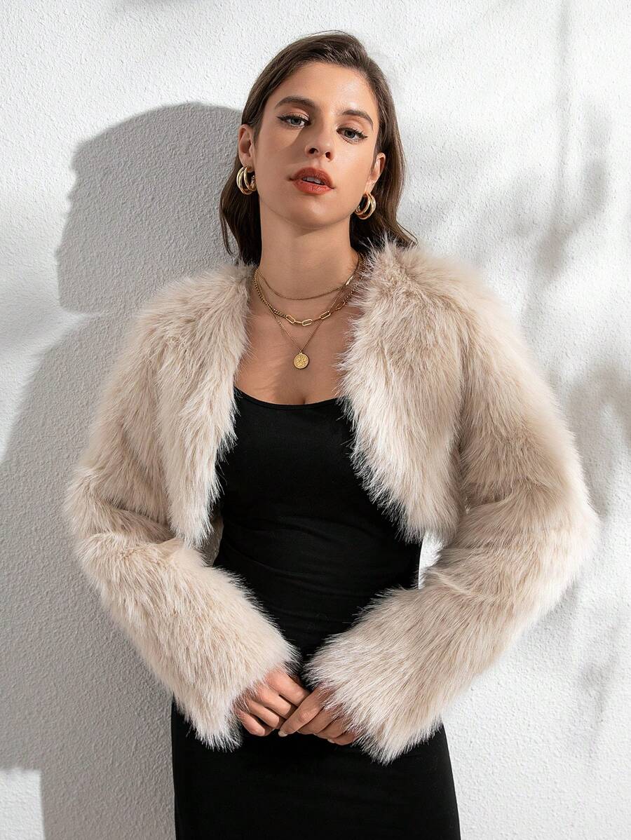 RELISH NOLESS Women Short Fluffy Coat For Elegant Gatherings In Winter