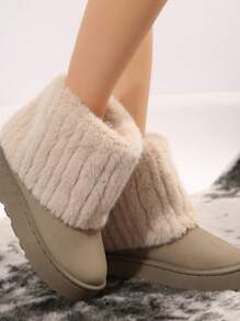 Bottes de neige à bout rond pour femmes. Couleur unie, doublure épaisse et chaude. Enfiler facilement. Bottes de cheville confortables avec plateforme, garniture en fourrure et style décontracté mode