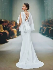 V领蕾丝拼接雪纺高开叉长袖修身鱼尾裙婚纱，新娘