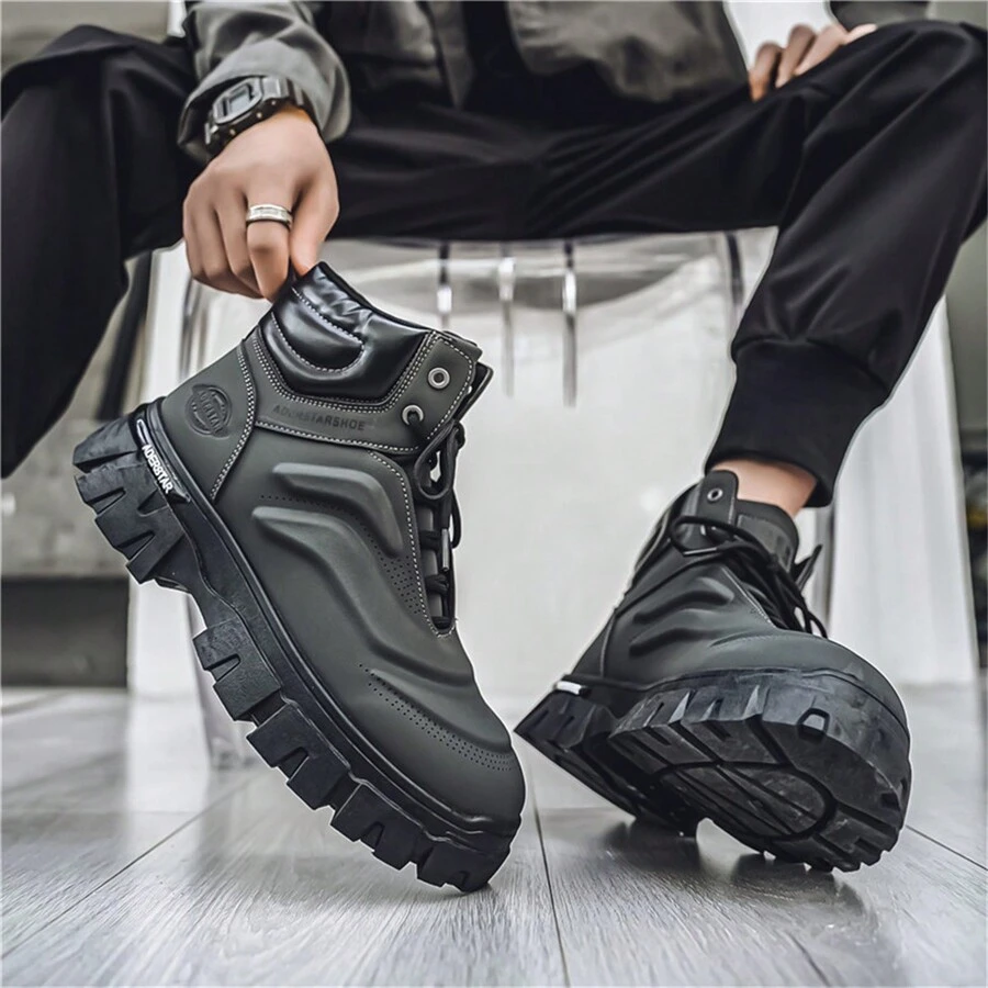 2024 New Men Boots, Fashion British Style Waterproof HighTop Thick