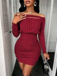 AIJ Amarilo neue Frühjahr/Sommer Produkte Damen sexy schulterfreies figurbetontes Minikleid aus strukturiertem Stoff mit Hohlmuster - Bordeaux - Übersicht 3