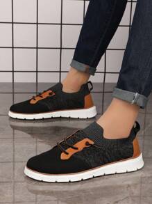 男士 2024 新款透气百搭休闲便鞋，时尚低帮便捷防滑鞋