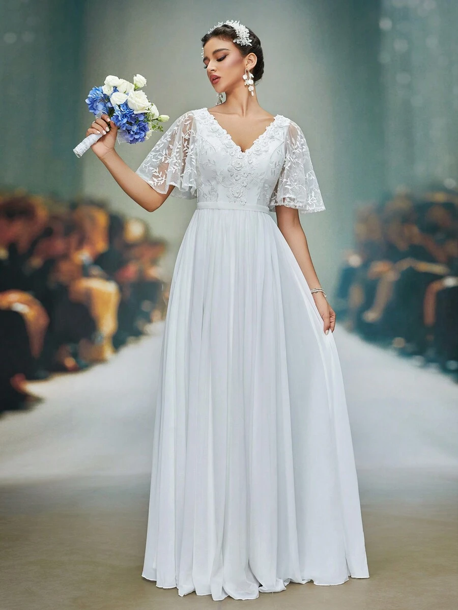 V-Neck Lace Applique Floral Patchwork Chiffon Pleated Wedding Dress,Bride - White - View 1