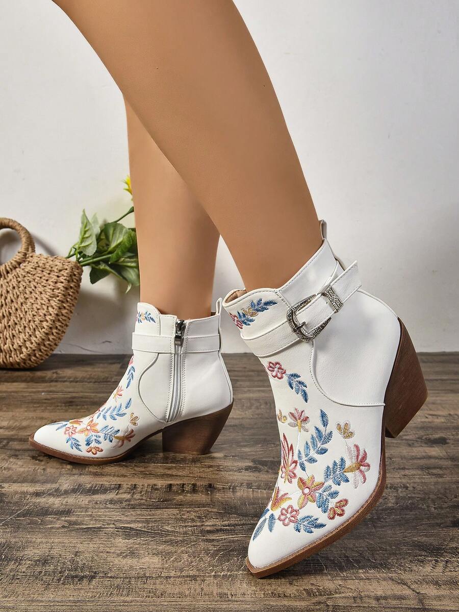 Plus Size Women's Outdoor Fashion Embroidered Chunky Heels SHEIN UK