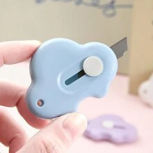 1pc/2pcs Cute Mini Car Shaped Utility Knife, Portable Small Size Student Stationery, Craft Knife, Paper Cutter, Package Opener