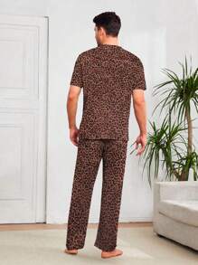Shendy Vendy Men's Comfortable And Simple Home Loose Pajama Set - Coffee Brown - View 3