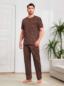 Shendy Vendy Men's Comfortable And Simple Home Loose Pajama Set - Coffee Brown - View 2