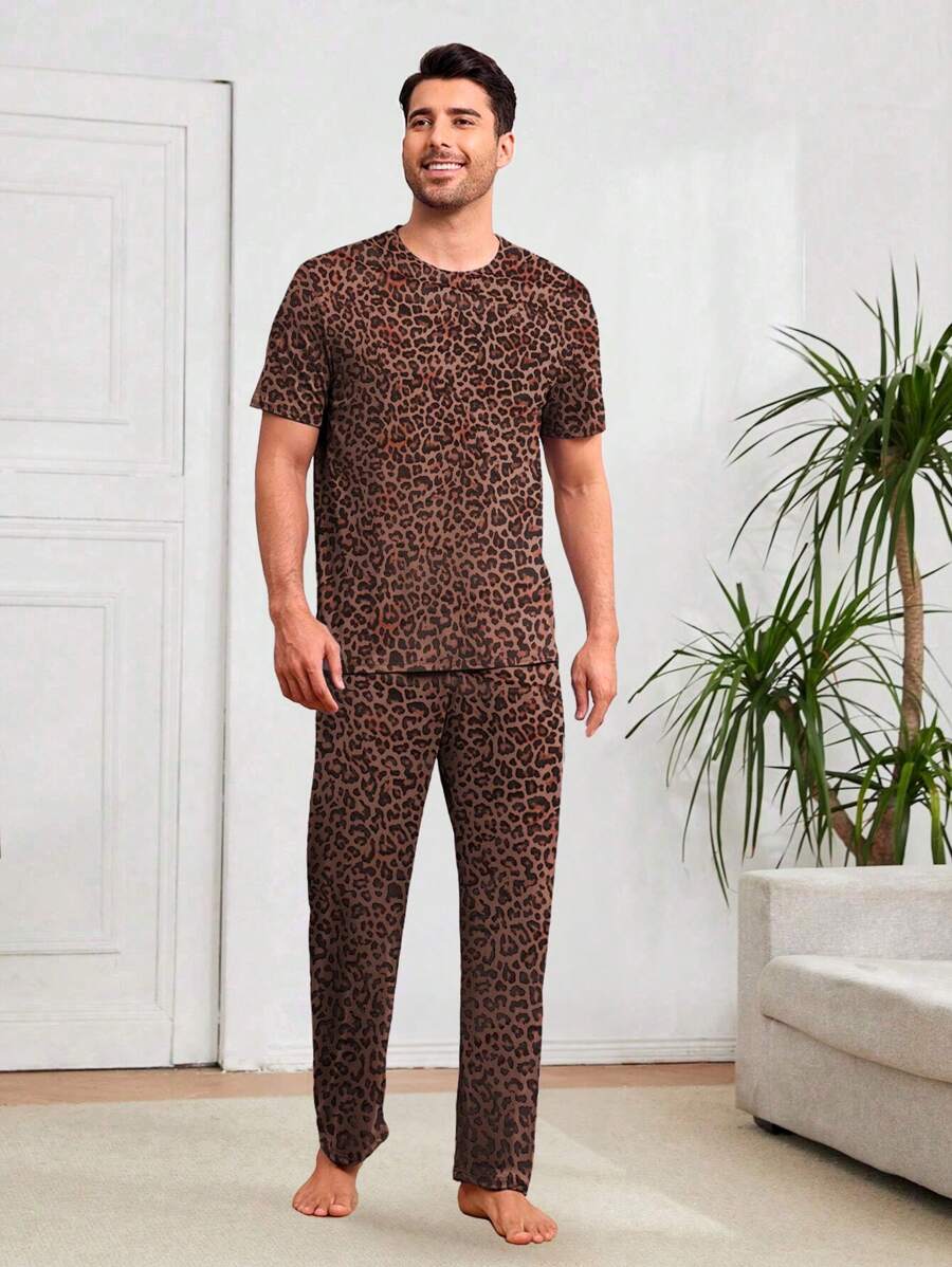Shendy Vendy Men's Comfortable And Simple Home Loose Pajama Set - Coffee Brown - View 1