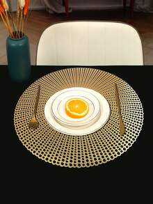 1/4/6/8 件圆孔 PVC 餐垫，适用于家庭餐桌装饰餐垫、花瓶垫、节日庆祝婚礼派对餐垫 - 彩色 - 查看 6