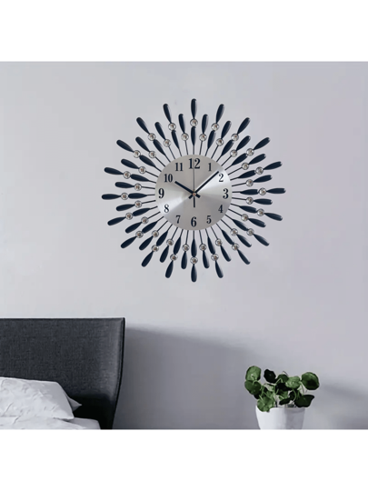 1pc 14.96 Inch Moderne Metal Wand Klok Living Room, Kitchen, Dining Bedroom, Office Non Ticking Easy To Read Silently,Home ,Room Birthday Graduation Bedroom Dormitory Back School view 4