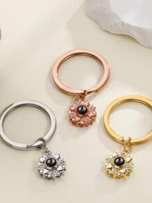 1pc Customizable Projection Keychain, Integrated Photo & Flower Design, Fashionable Personalized Pendant, Anniversary/Christmas Gift