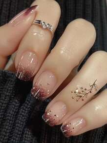 Sanrio 24 件短方形优雅简约法式红色渐变闪光图案果冻全覆盖假指甲套装，适合女士和女孩日常佩戴，提升您的风格