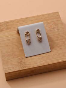 1 Pair Elegant Simple Rhinestone U-Shaped Stud Earrings (The Card Is For Display Only, Not Included) - Yellow Gold - View 3